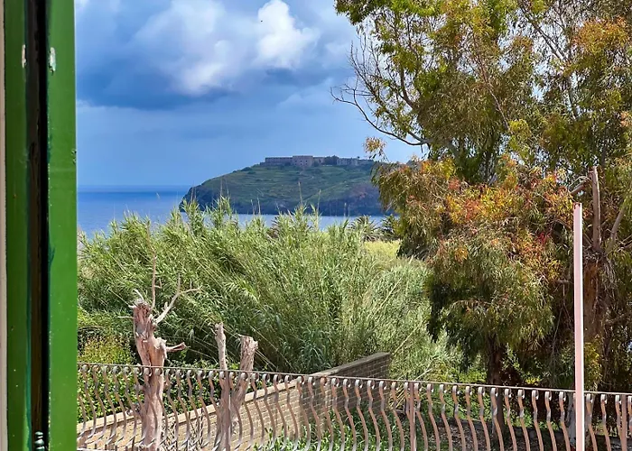 Raffaele Musto Appart hôtel Ventotene