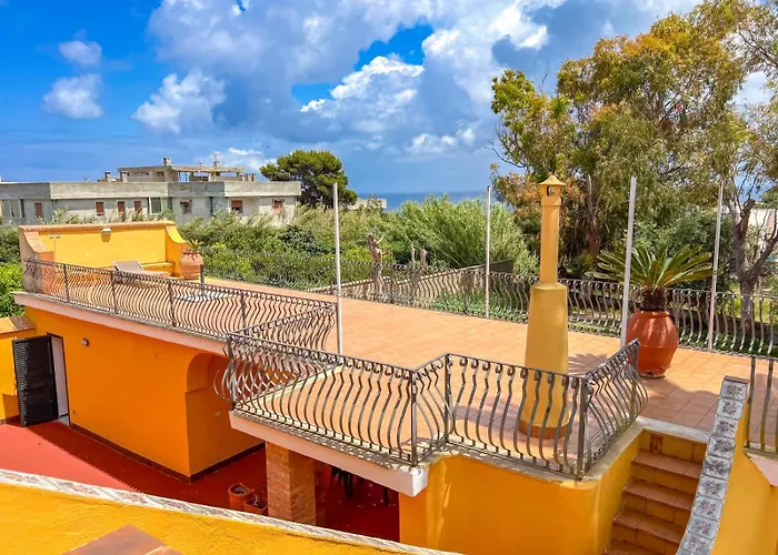 Aparthotel Raffaele Musto Ventotene