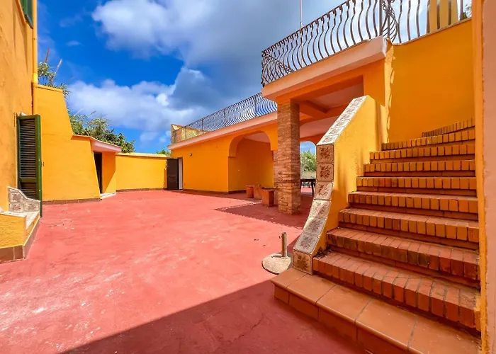 Raffaele Musto Aparthotel Ventotene