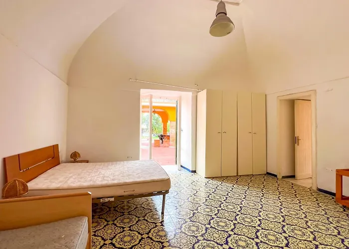 Raffaele Musto Aparthotel Ventotene